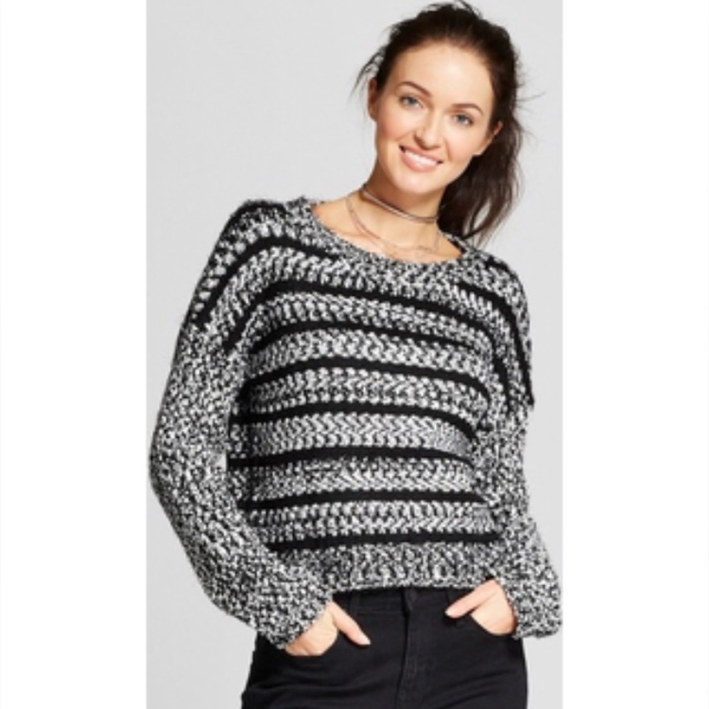 Xhilaration black and white stripe sweater